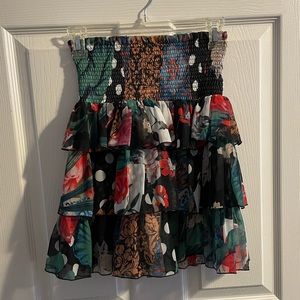 FLORAL TIERED SKIRT